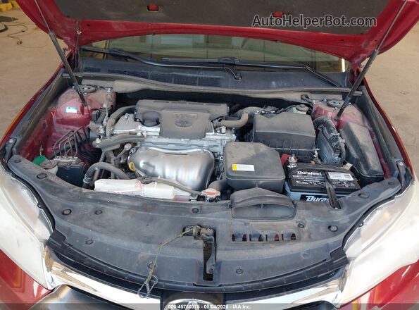 4T1BF1FK1GU539330 2016 TOYOTA CAMRY Red Rear view