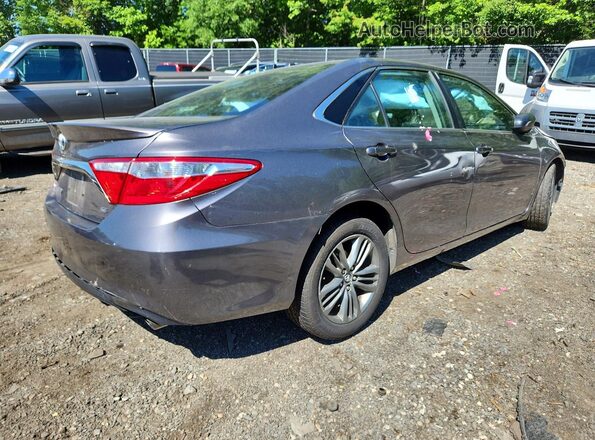 4T1BF1FK1HU354194 2017 TOYOTA CAMRY Silver Tył prawy