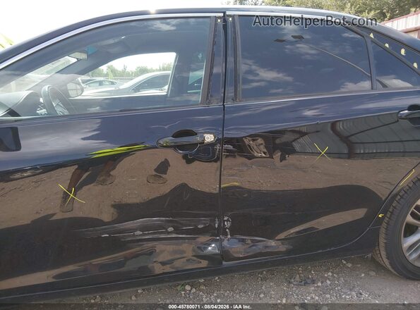 4T1BF1FK1HU771413 2017 TOYOTA CAMRY Черный Вид спереди