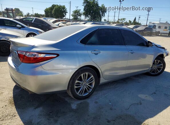 4T1BF1FK2GU134660 2016 TOYOTA CAMRY Silver Հետևի աջ