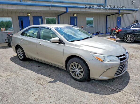 4T1BF1FK2GU136361 2016 TOYOTA CAMRY Tan Przód prawy