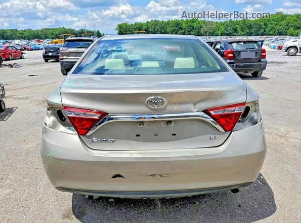 4T1BF1FK2GU136361 2016 TOYOTA CAMRY Tan Widok z tyłu