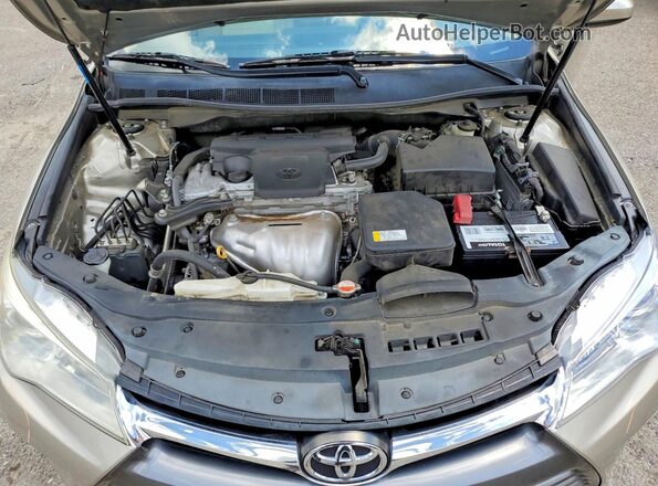 4T1BF1FK2GU136361 2016 TOYOTA CAMRY Tan Widok wnętrza z tyłu