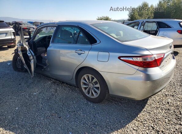 4T1BF1FK2GU176164 2016 TOYOTA CAMRY Silver Задня ліва чверть