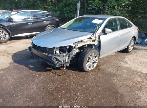 4T1BF1FK2GU208160 2016 TOYOTA CAMRY Silver Front left