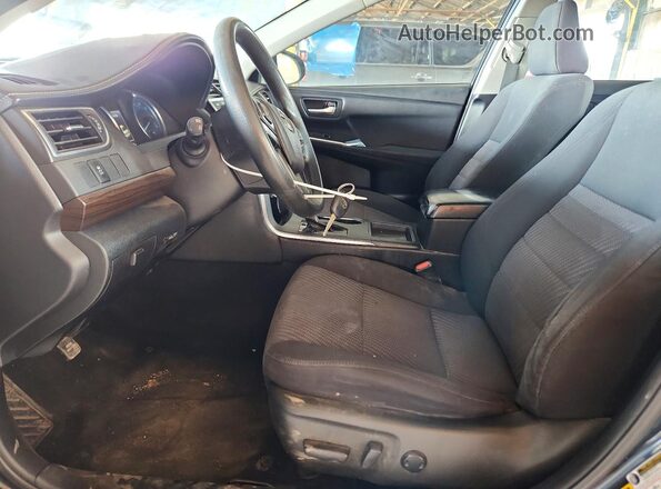 4T1BF1FK2GU209325 2016 TOYOTA CAMRY Серый Вид салона спереди
