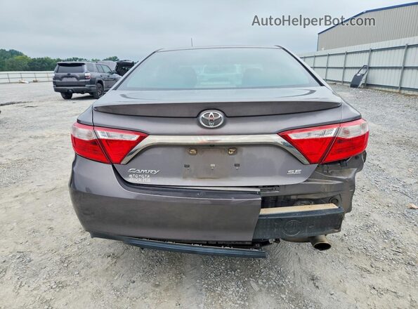 4T1BF1FK2GU228022 2016 TOYOTA CAMRY Gray Вид ззаду