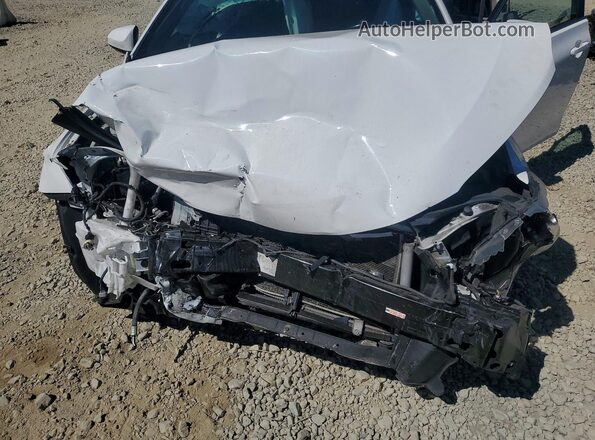 4T1BF1FK2GU229932 2016 TOYOTA CAMRY White Rear interior view