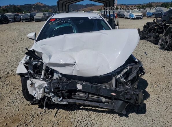4T1BF1FK2GU229932 2016 TOYOTA CAMRY White Front view