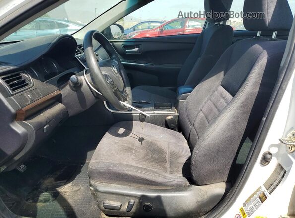 4T1BF1FK2GU239795 2016 TOYOTA CAMRY White Вид салону спереду