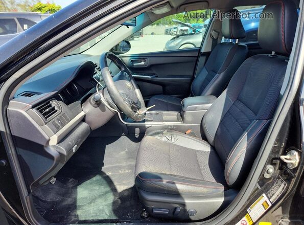 4T1BF1FK2GU240980 2016 TOYOTA CAMRY Black წინა სალონის ხედი