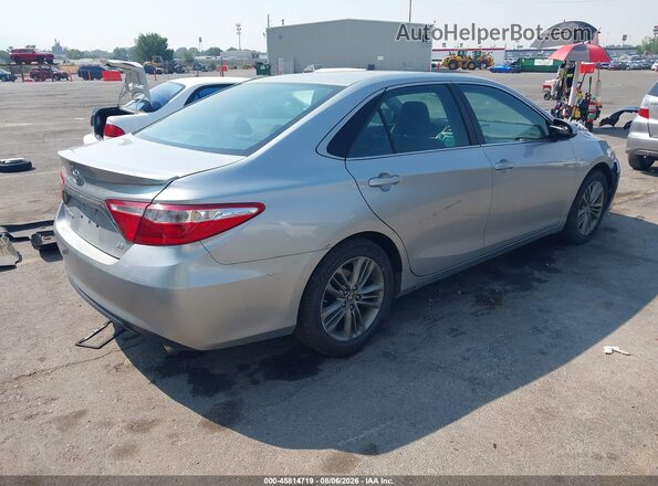 4T1BF1FK2GU514498 2016 TOYOTA CAMRY Silver Задня права чверть