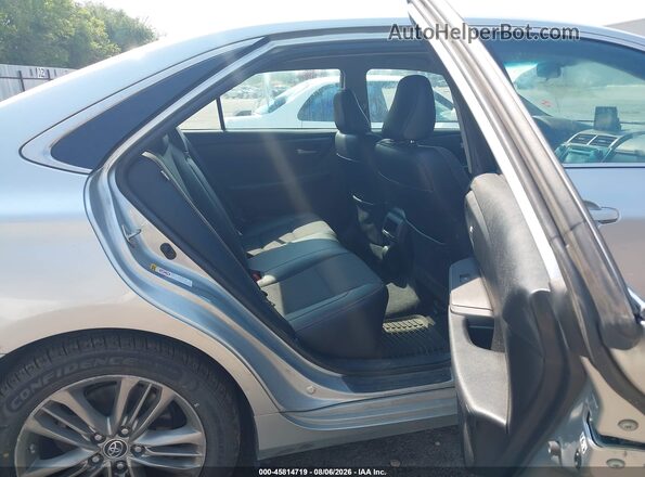 4T1BF1FK2GU514498 2016 TOYOTA CAMRY Silver Вид наклейки з VIN-кодом