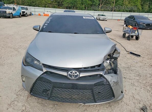 4T1BF1FK2GU515747 2016 TOYOTA CAMRY Silver Widok z przodu