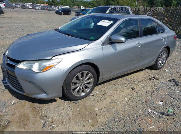 4T1BF1FK2GU546870 2016 TOYOTA CAMRY Silver Передня ліва чверть