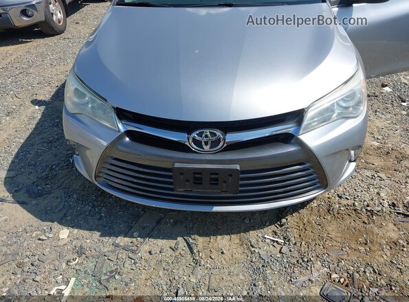 4T1BF1FK2GU546870 2016 TOYOTA CAMRY Silver Вид спереду