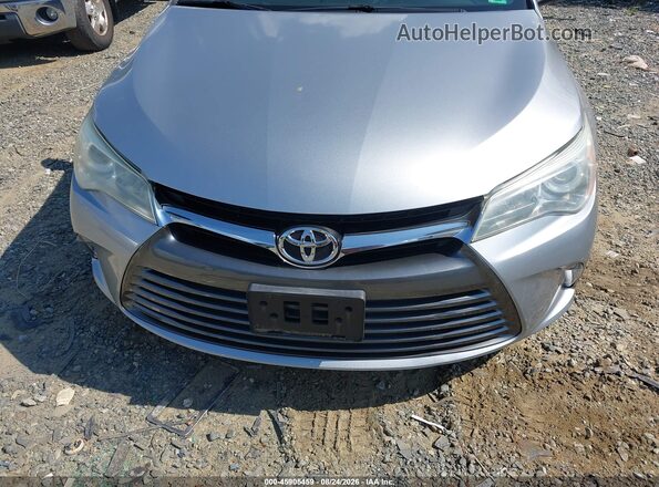 4T1BF1FK2GU546870 2016 TOYOTA CAMRY Silver Вид задньої частини салону