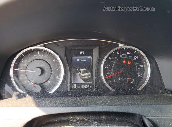 4T1BF1FK2GU611281 2016 TOYOTA CAMRY Серебряный Вид щитка приборов