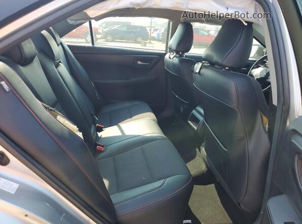 4T1BF1FK2GU611281 2016 TOYOTA CAMRY Серебряный Вид задних сидений