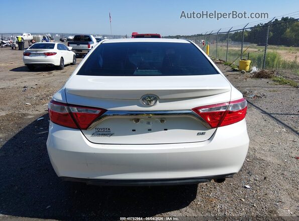4T1BF1FK2HU319552 2017 TOYOTA CAMRY White 