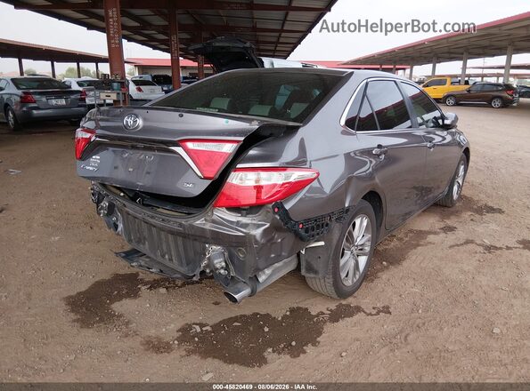 4T1BF1FK2HU438976 2017 TOYOTA CAMRY Gray Tył prawy