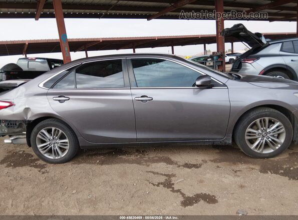 4T1BF1FK2HU438976 2017 TOYOTA CAMRY Gray Widok wnętrza 360 stopni