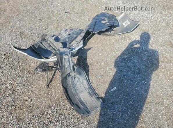 4T1BF1FK2HU713746 2017 TOYOTA CAMRY Silver Вид підкапотного простору