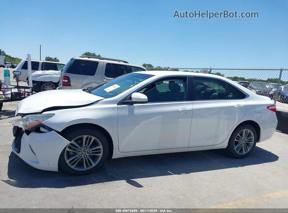 4T1BF1FK2HU746889 2017 TOYOTA CAMRY White Սալոնի 360 աստիճան տեսք