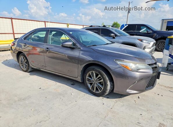 4T1BF1FK2HU752854 2017 TOYOTA CAMRY Gray Front right