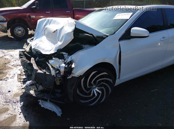 4T1BF1FK3GU181129 2016 TOYOTA CAMRY White 