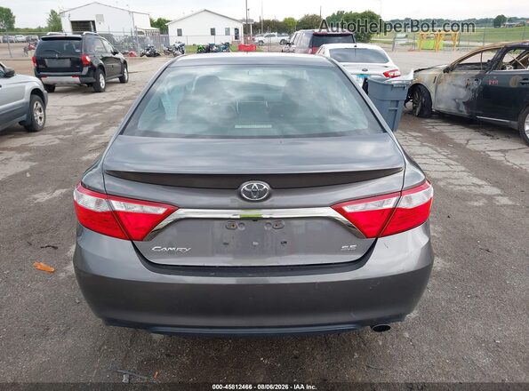 4T1BF1FK3GU195712 2016 TOYOTA CAMRY Gray 