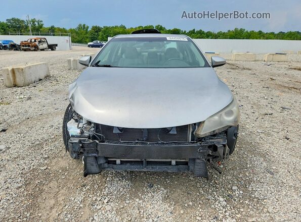 4T1BF1FK3GU237182 2016 TOYOTA CAMRY Серебряный Вид спереди