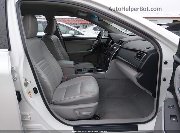 4T1BF1FK3GU241345 2016 TOYOTA CAMRY White 