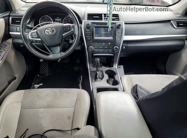 4T1BF1FK3GU244326 2016 TOYOTA CAMRY Silver Dashboard view