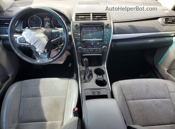 4T1BF1FK3HU441689 2017 TOYOTA CAMRY White Առջևի վահանակի տեսք