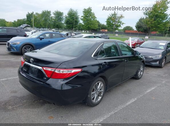 4T1BF1FK3HU615700 2017 TOYOTA CAMRY Black Задня права чверть