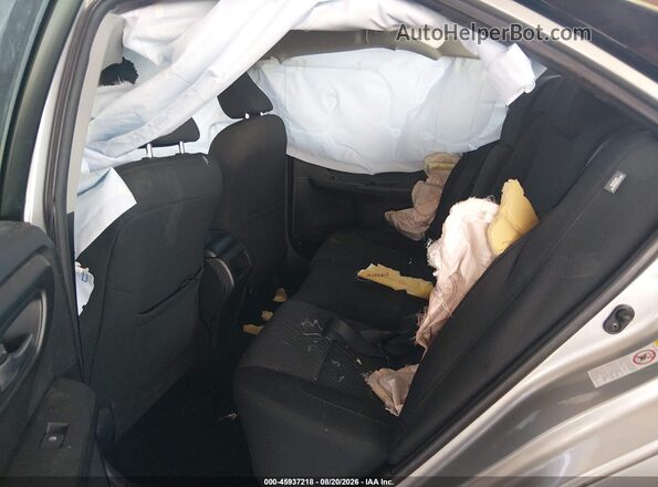 4T1BF1FK3HU620184 2017 TOYOTA CAMRY Серебряный Вид наклейки с VIN-кодом