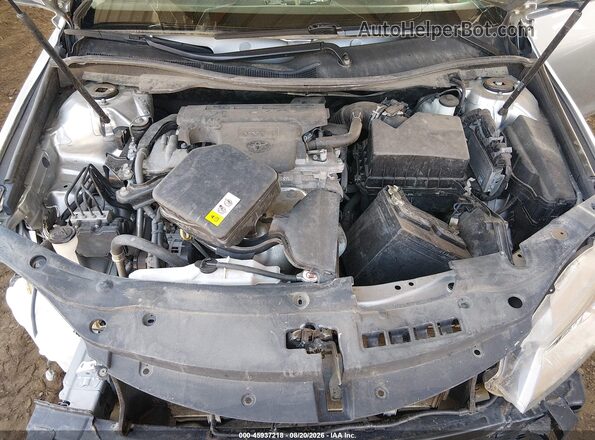 4T1BF1FK3HU620184 2017 TOYOTA CAMRY Серебряный Вид сзади