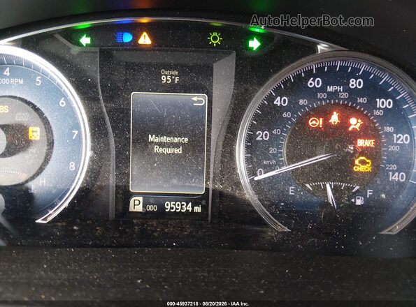 4T1BF1FK3HU620184 2017 TOYOTA CAMRY Серебряный Панорамный вид салона 360°