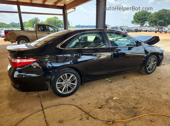 4T1BF1FK3HU687125 2017 TOYOTA CAMRY Черный Задняя правая четверть