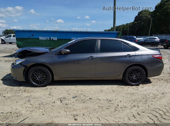 4T1BF1FK3HU716557 2017 TOYOTA CAMRY Серый Панорамный вид салона 360°