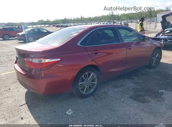 4T1BF1FK3HU734136 2017 TOYOTA CAMRY Red Հետևի աջ
