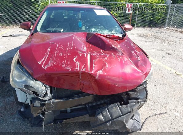 4T1BF1FK3HU734136 2017 TOYOTA CAMRY Red Դիմացի տեսք