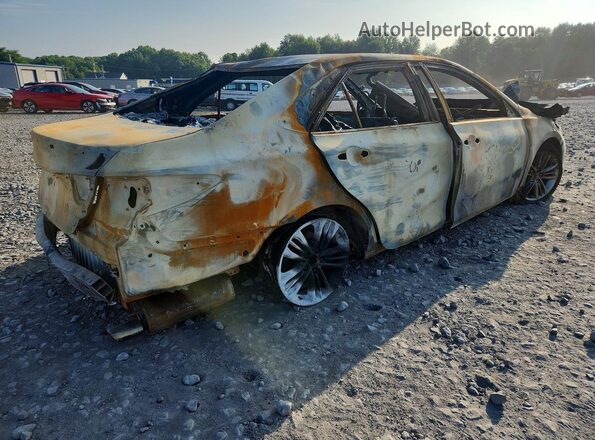 4T1BF1FK3HU777469 2017 TOYOTA CAMRY Пожар Задняя правая четверть