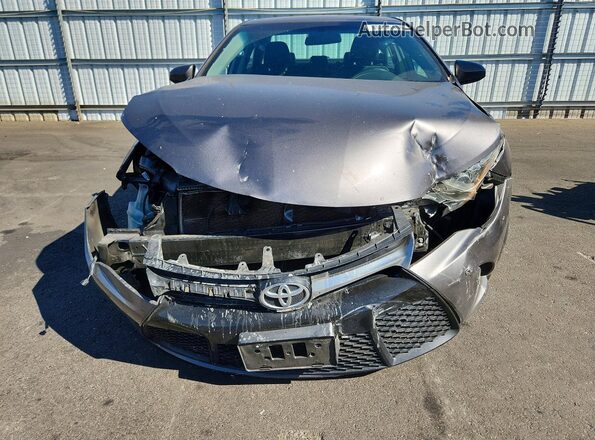 4T1BF1FK4GU175856 2016 TOYOTA CAMRY Gray Front view