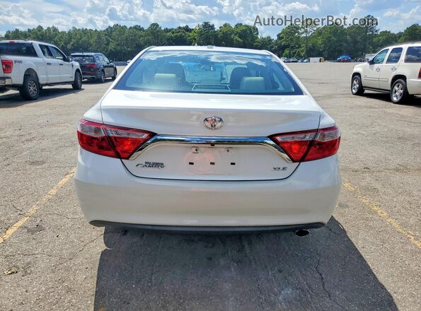 4T1BF1FK4GU233786 2016 TOYOTA CAMRY Белый Вид сзади