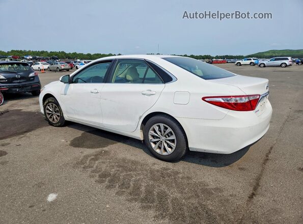 4T1BF1FK4HU272640 2017 TOYOTA CAMRY White Tył lewy