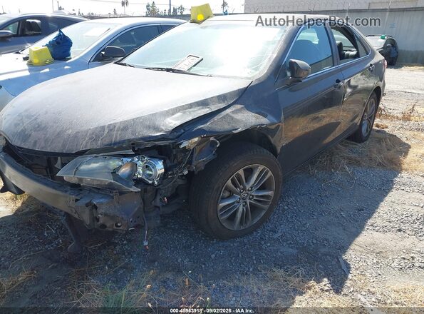 4T1BF1FK4HU305104 2017 TOYOTA CAMRY Черный Передняя левая четверть