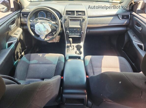 4T1BF1FK4HU397704 2017 TOYOTA CAMRY Black Widok deski rozdzielczej