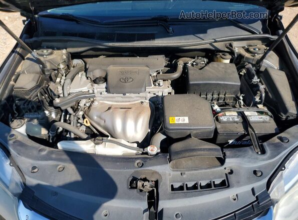 4T1BF1FK4HU725946 2017 TOYOTA CAMRY Черный Вид задней части салона